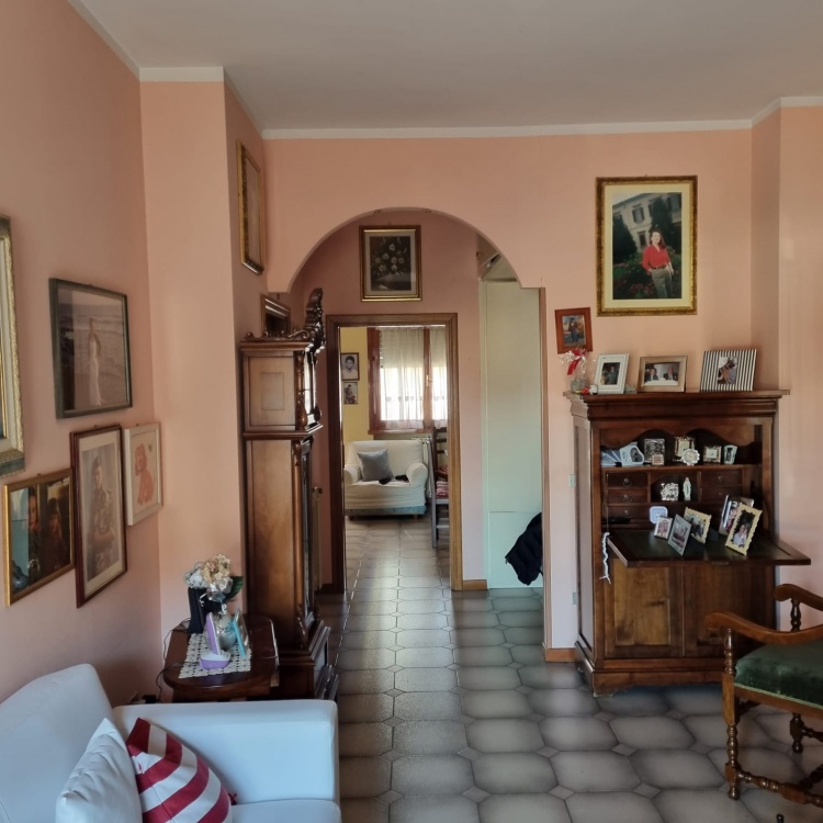 empoli appartamento in vendita di 5 vani con arco a vista