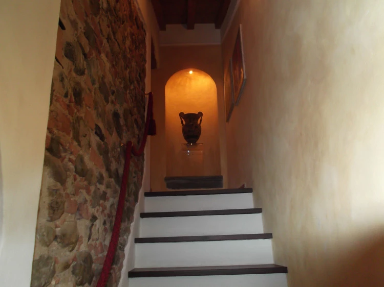 Terratetto a capraia fiorentina rustico pressi stazione scale