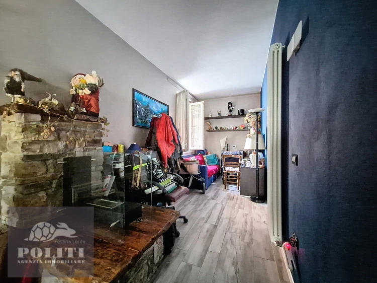 Ampio Salone e Zona Living Appartamento Prestigioso con ottime finiture e giardino privato zona centrale residenziale Empoli