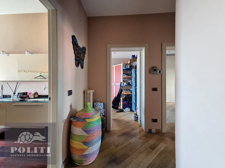 Appartamento Prestigioso con ottime finiture e giardino privato zona centrale residenziale Empoli