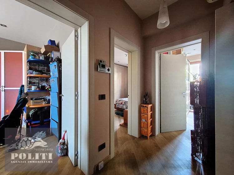Appartamento Prestigioso con ottime finiture e giardino privato zona centrale residenziale Empoli