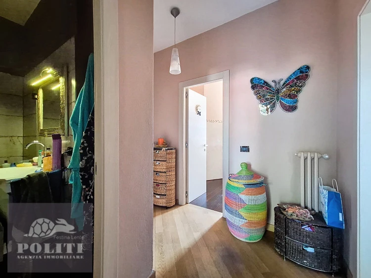 Appartamento Prestigioso con ottime finiture e giardino privato zona centrale residenziale Empoli