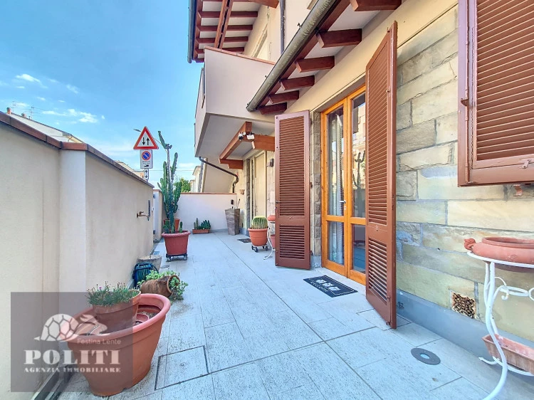 Appartamento Signorile Prestigioso con ottime finiture e giardino privato zona centrale residenziale Empoli
