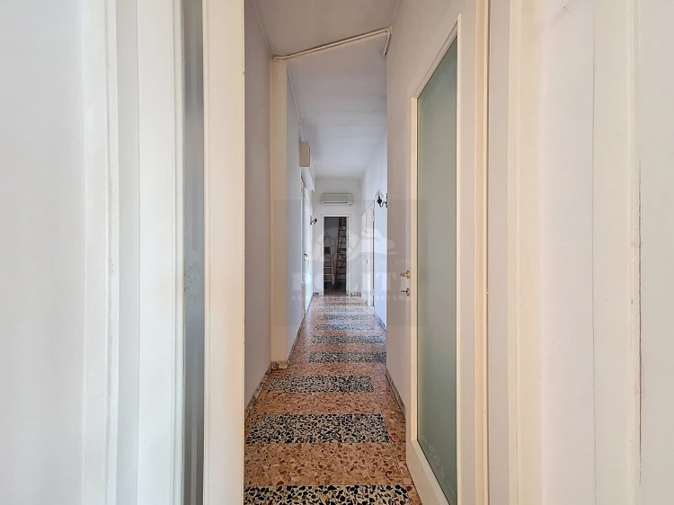 empoli vendita casa di 5 vani piccolo condominio disimpegno notturno
