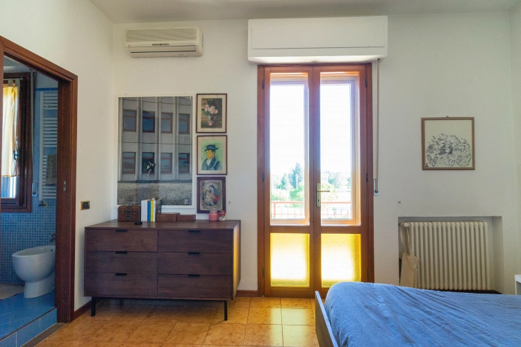 empoli appartamento di 4 vani in vendita con due camere