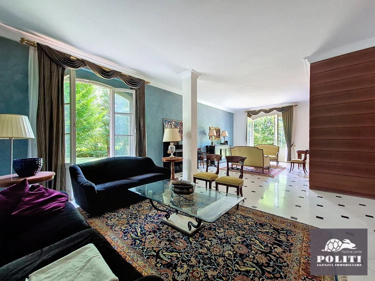 villa in vendita a limite