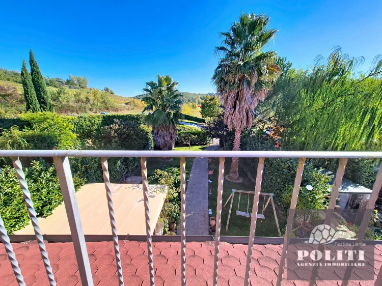 montespertoli colonica in vendita con giardino esclusivo con vista mozzafiato