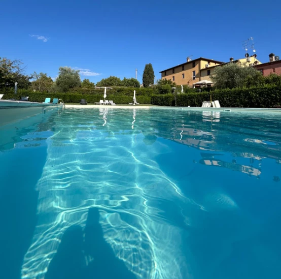montespertoli colonica con piscina condominiale tra le colline