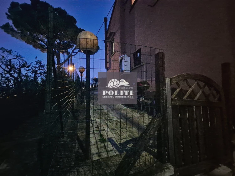 empoli bilocale a reddito giardino