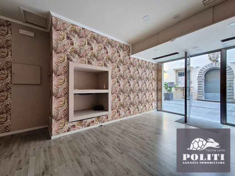 fondo commerciale in vendita via ridolfi empoli