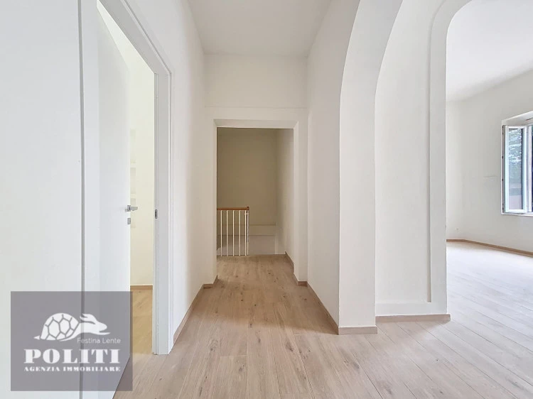 disimpegno casa cinque vani Empoli zona stazione