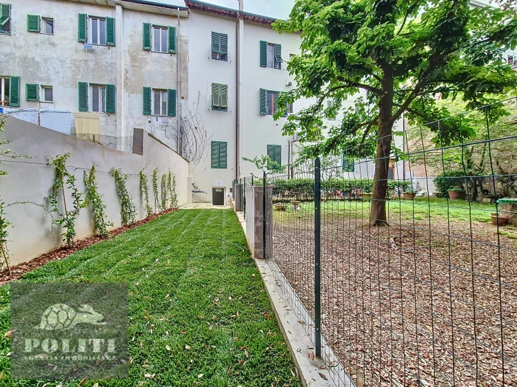 appartamento Empoli a due passi dalla stazione con giardino privato