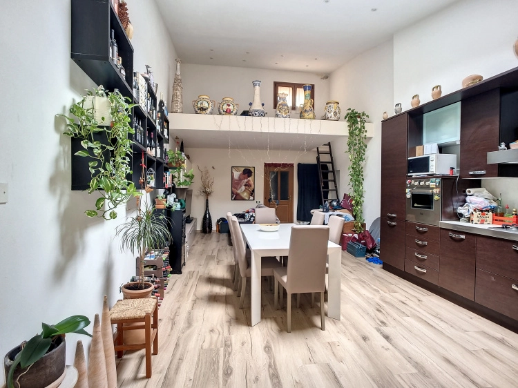 capraia e limite appartamento di 3 vani in vendita con zona giorno ampia ed accogliente