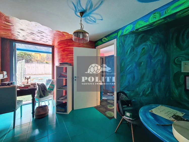 Studio o cameretta villa bifamiliare ottima zona residenziale montelupo fiorentino con uscita su garage