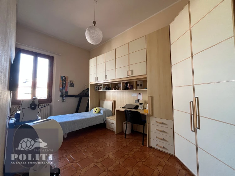 Appartamento signorile in ottima zona Castelfiorentino con giardino privato e posto auto