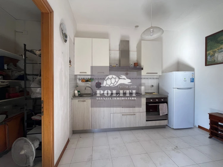 Cucina con Sala Da Pranzo separate 5 Vani Spazioso e Luminoso in Ottima Zona Residenziale a Empoli