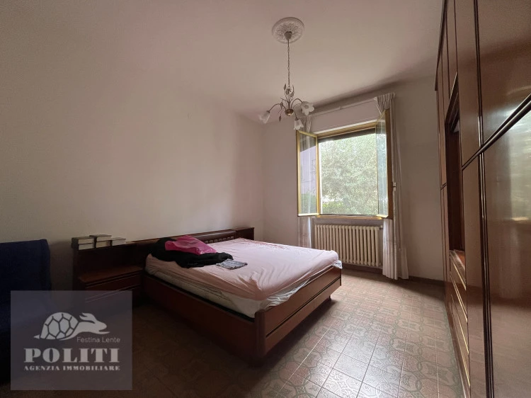 Camera da letto spaziosa Terratetto a due passi da Montelupo Fiorentino con giardino privato