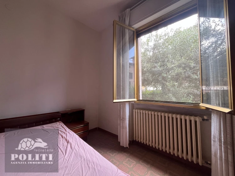 Camera da letto spaziosa Terratetto a due passi da Montelupo Fiorentino con giardino privato