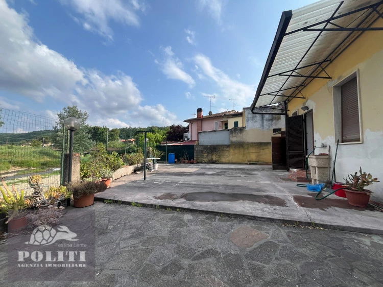 Ampio Giardino Privato Terratetto a due passi da Montelupo Fiorentino