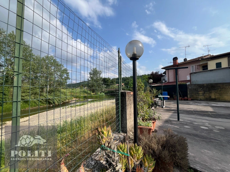 Ampio Giardino Privato Terratetto a due passi da Montelupo Fiorentino