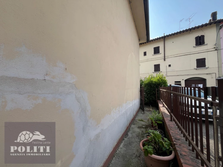 Ampio Giardino Privato Terratetto a due passi da Montelupo Fiorentino